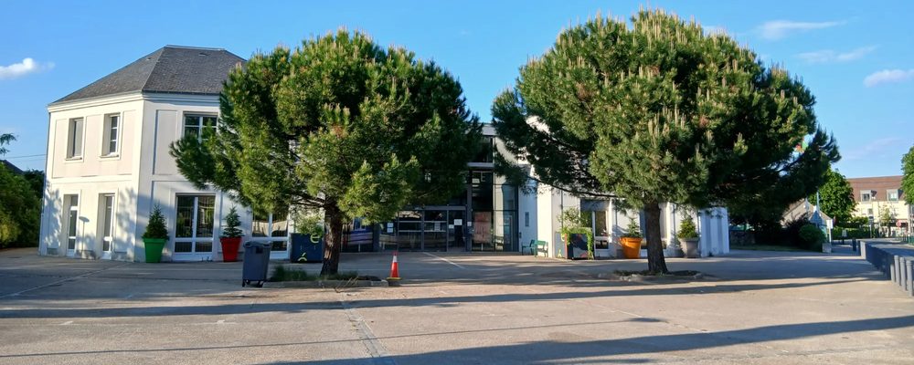 Le centre de Cesson : entreprise de nettoyage de bureaux et de locaux à Cesson (77240)