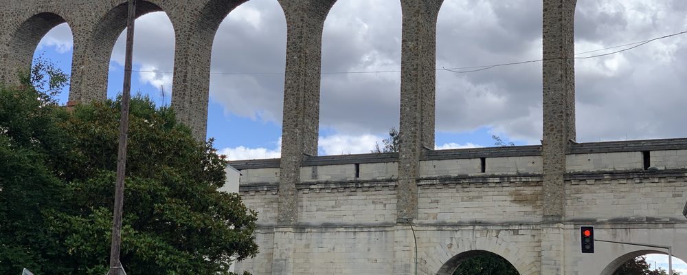 Arches de l'aqueduc Médicis à Arcueil : nettoyage de locaux professionnels à Arcueil