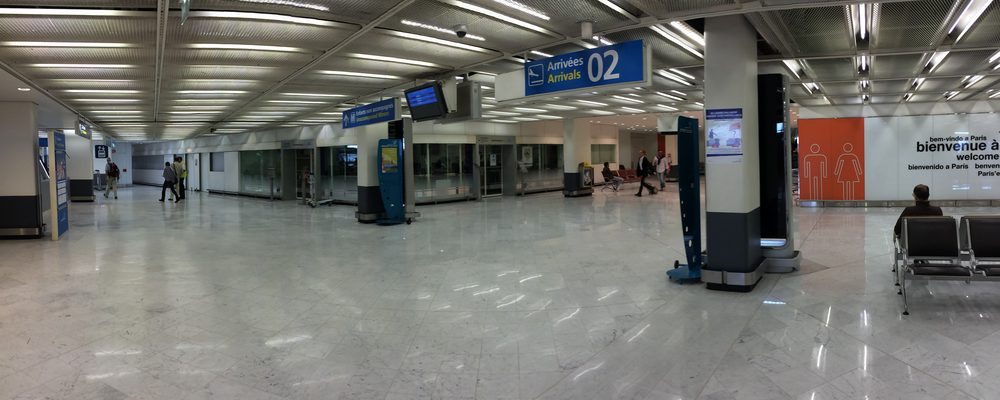 Hall de l'aéroport de Paris-Orly : nettoyage de locaux professionnels à Orly
