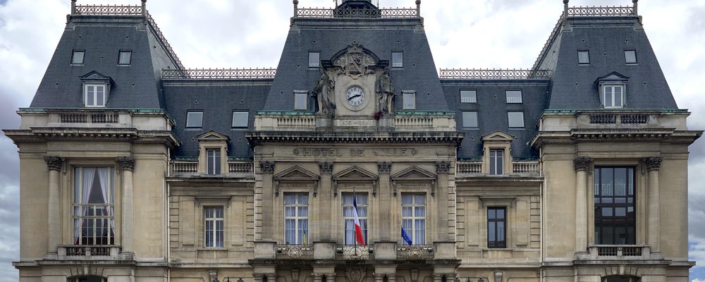 Hôtel de ville de Saint-Maur-des-Fossés : entreprise de nettoyage de bureaux et de locaux à Saint-Maur-des-Fossés (94100)